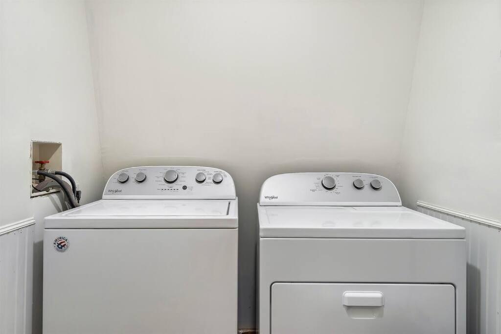 Secluded Mtn View New! 10 Mins To Gatlinburg Or Park Villa Exterior photo